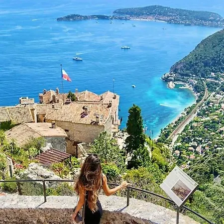 Appartamento Au Calme, Avec Terrasse Et Parking à Village *